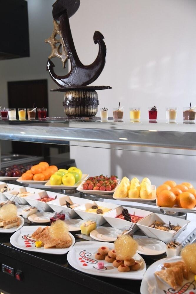 Tolip Gardens Hotel