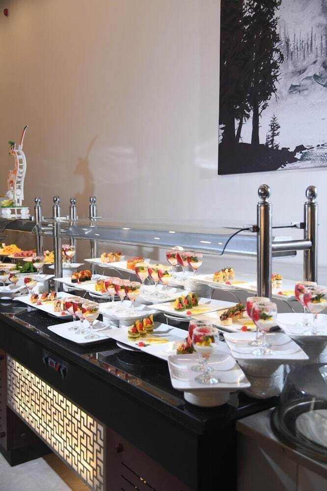 Tolip Gardens Hotel