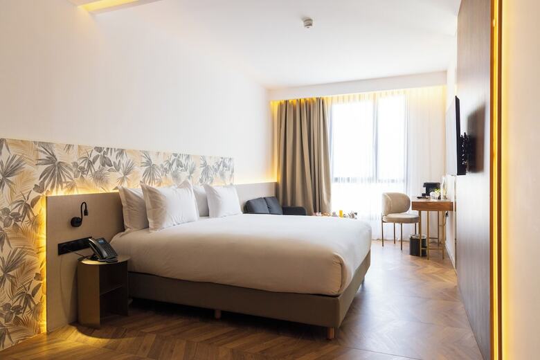 Diagonal Hotel