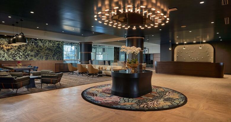Hotel Sable At Navy Pier Chicago, Curio Collection By Hilton