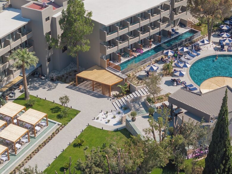 Cab� Hotel Adults Only