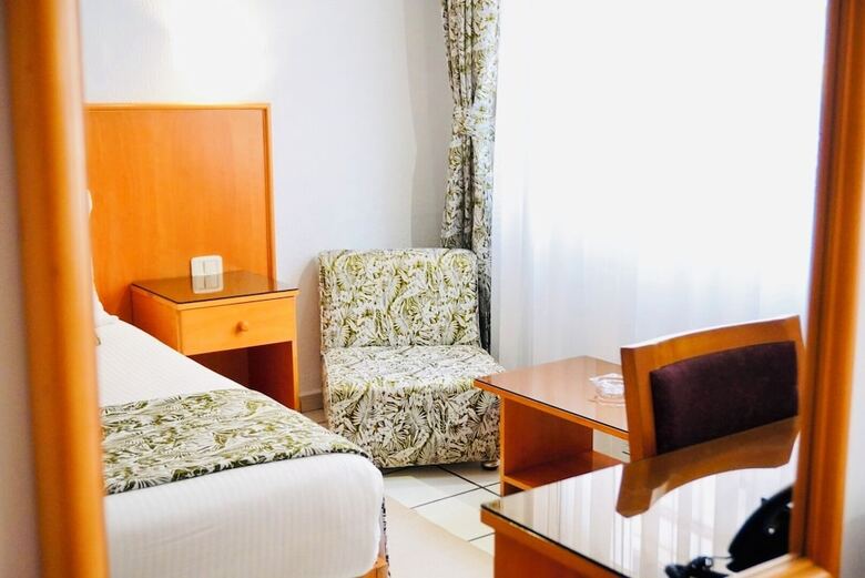 Hotel Le National