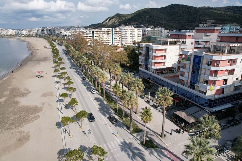 El Mar Hotel