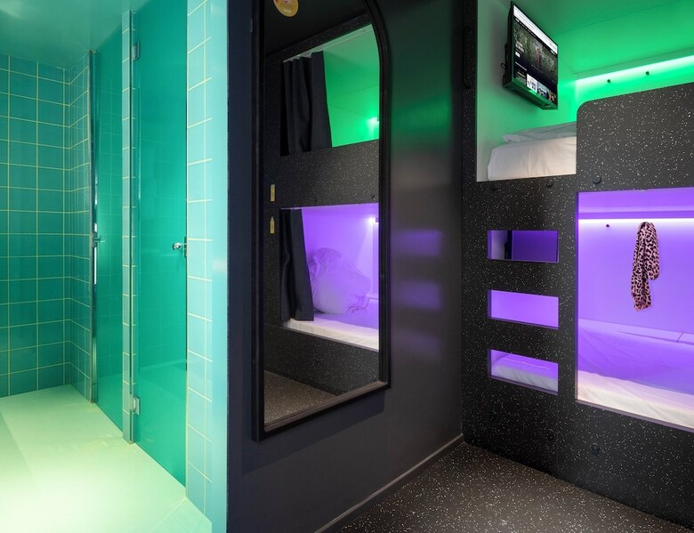 Hostal Amistat City Hostel Barcelona