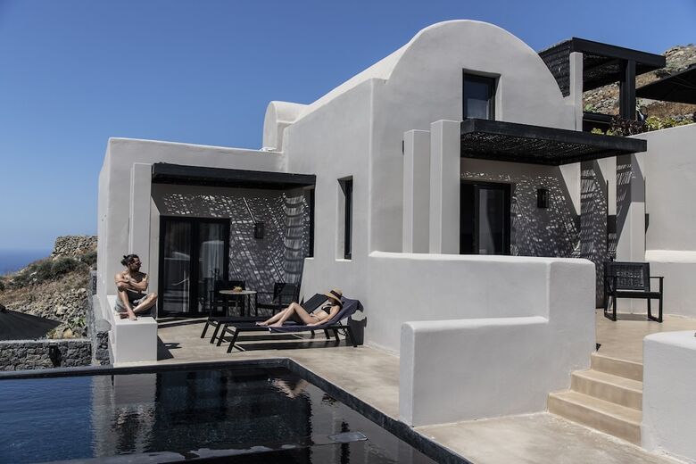 Hotel Nimbus Santorini