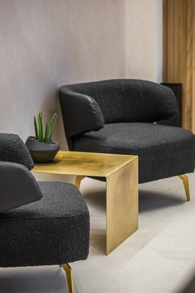 Canale Hotel & Suites