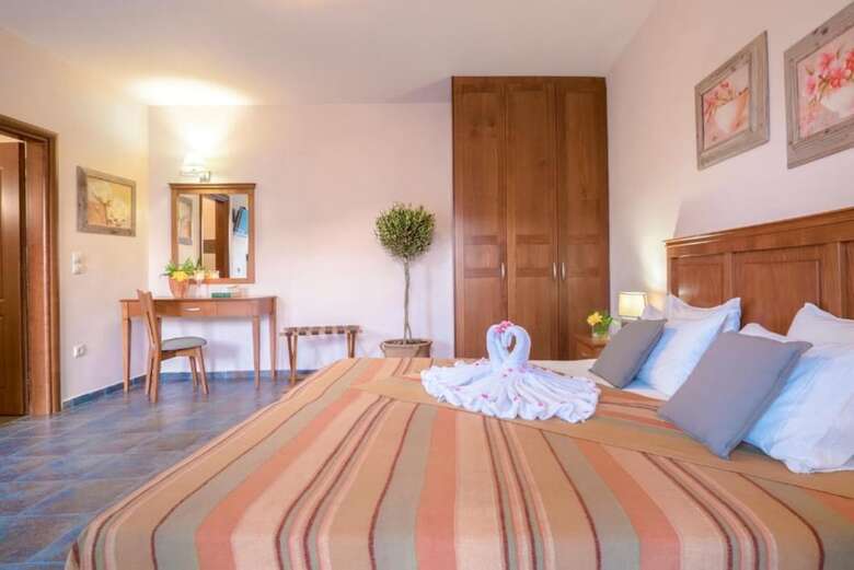 Flamingos Hotel