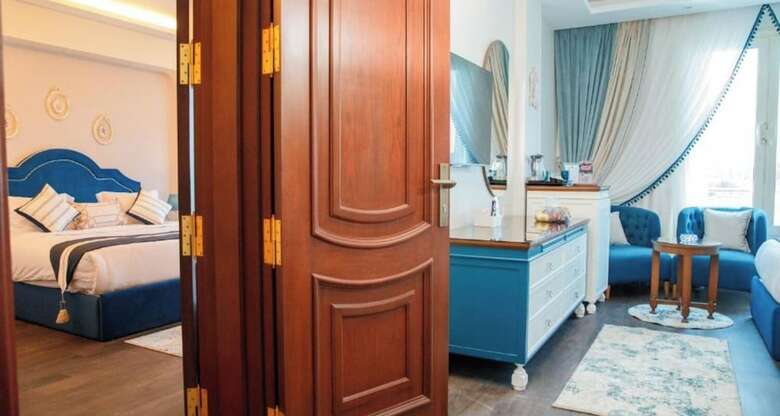 Nile Transport Hotel