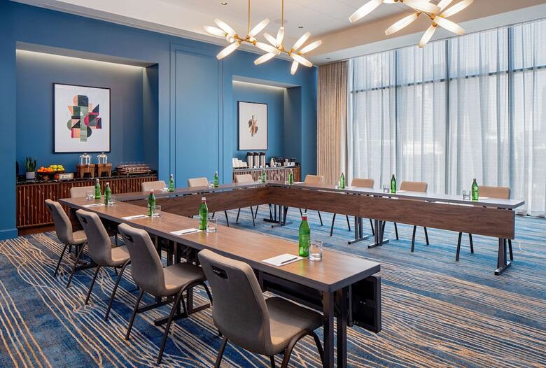 Hotel Tempo By Hilton Nashville Downtown