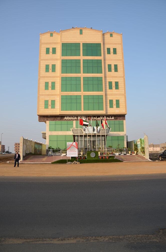 Golden Armada Hotel