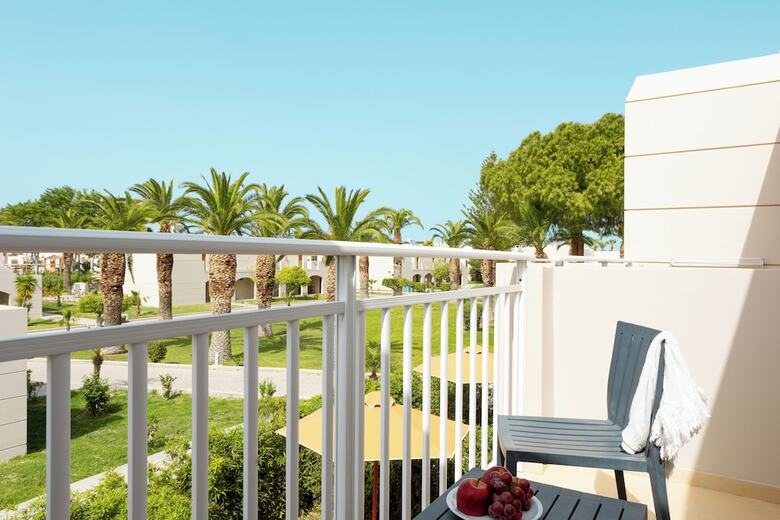 Hotel Akti Coast Club