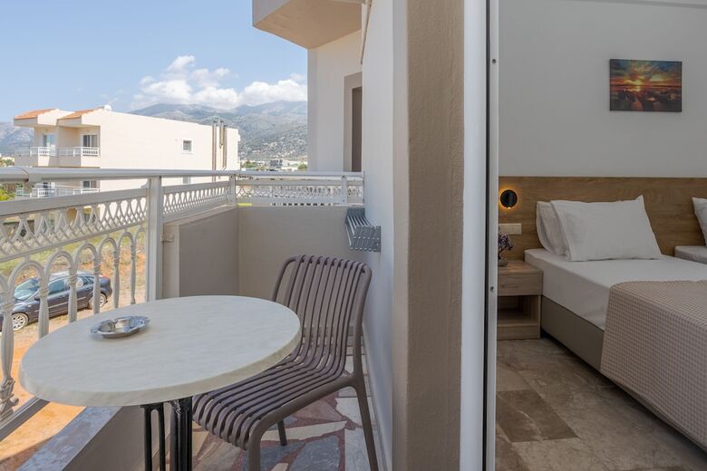 Hotel Amara Seaside By Estia