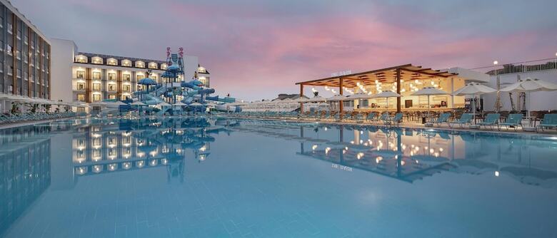Arcanus Hotels Trendline Side