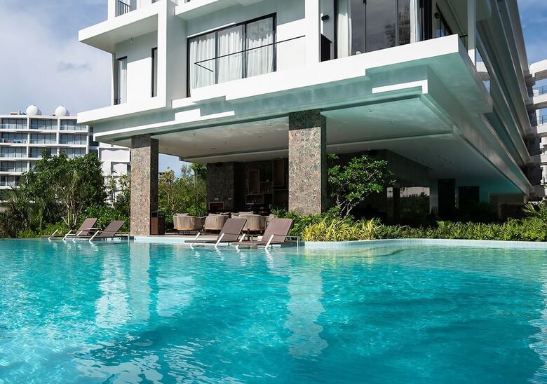 Hotel Laya Resort Phuket