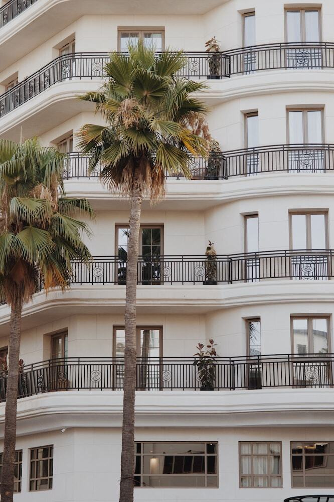 Hotel Le Square By Onomo Collection
