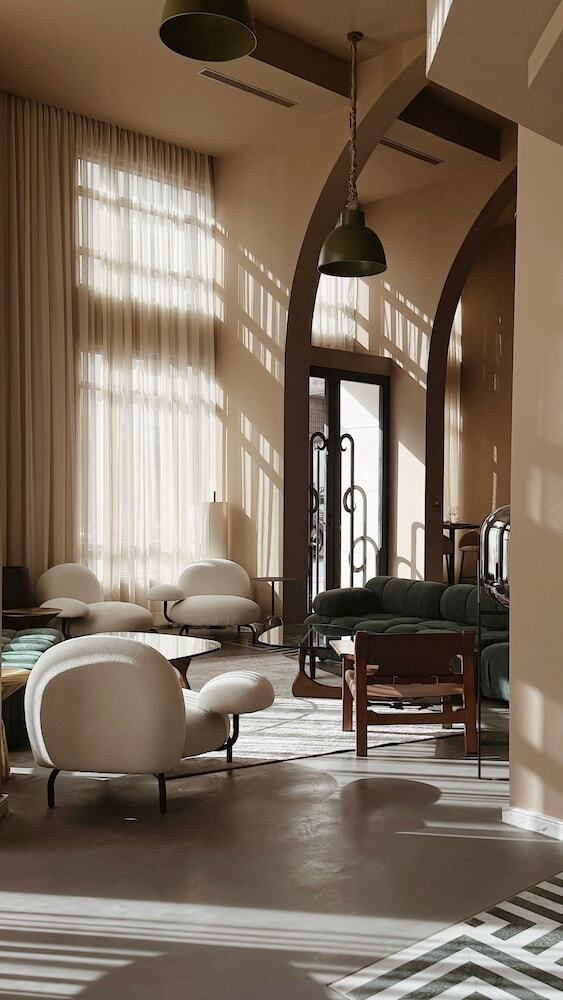 Hotel Le Square By Onomo Collection