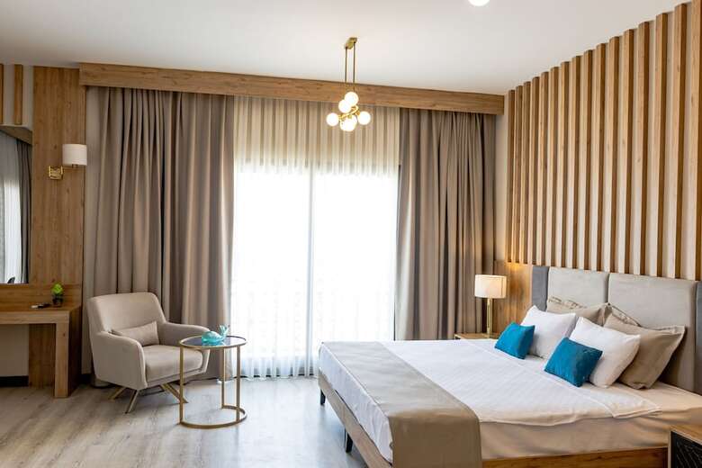 Paradisos Hotel