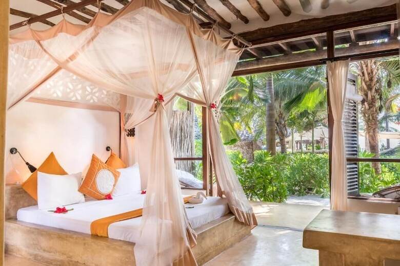 Sunshine Azure Zanzibar Beach Hotel