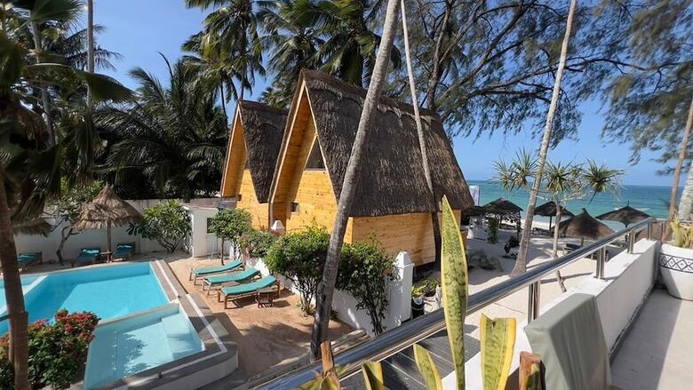 Seashore Hotel