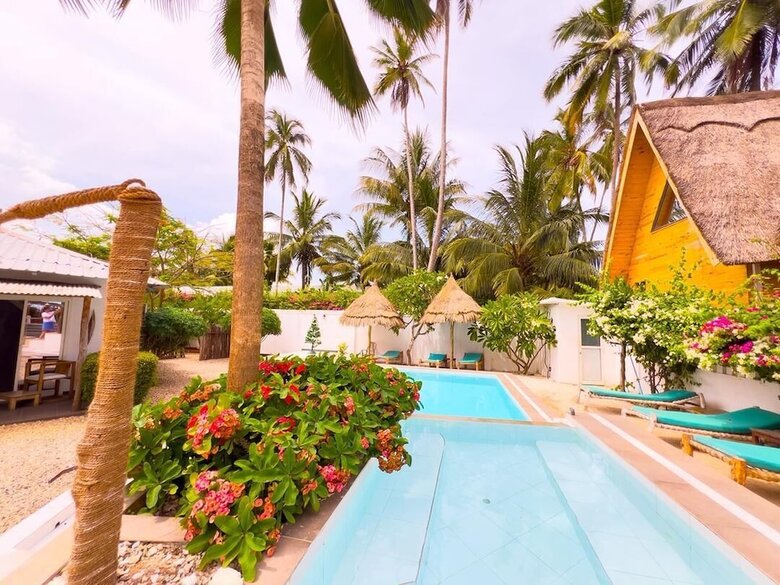 Seashore Hotel