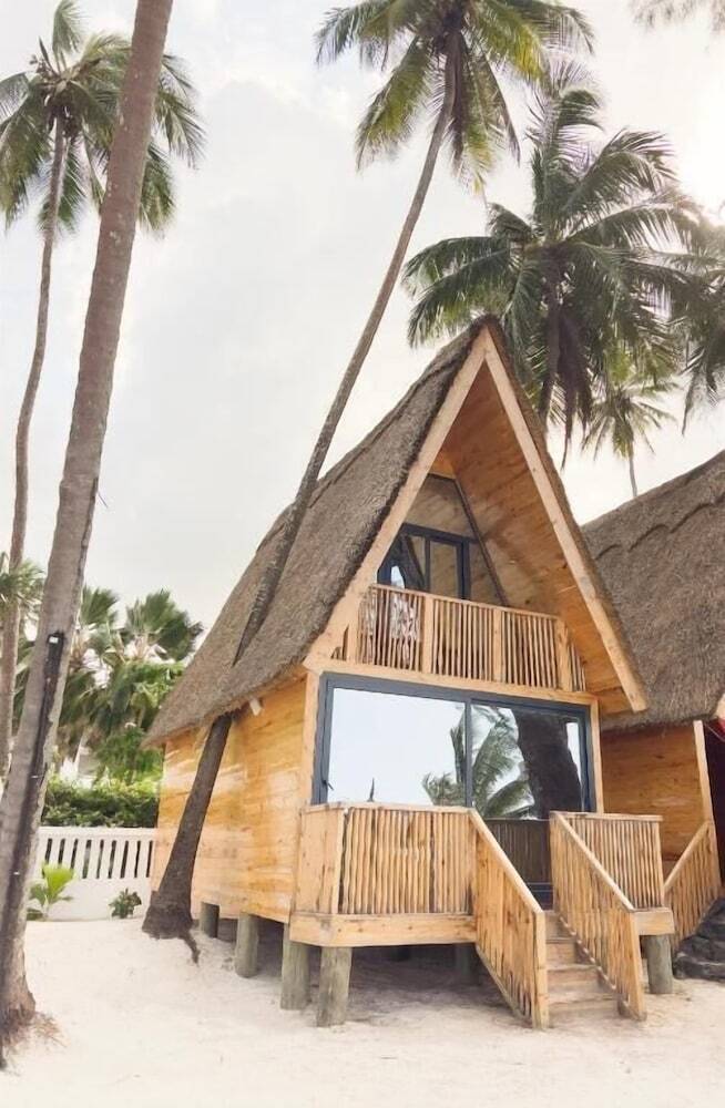 Seashore Hotel