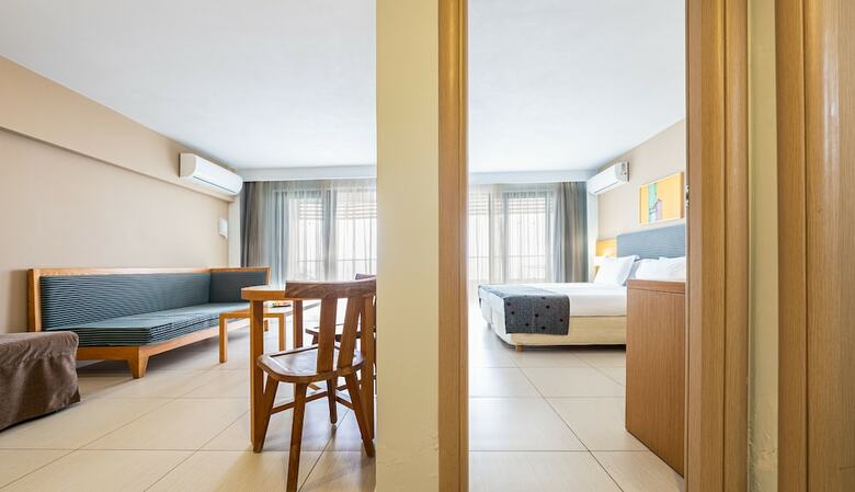 Iolida Beach By Smile Hotels
