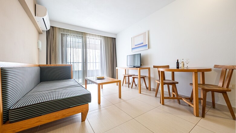 Iolida Beach By Smile Hotels