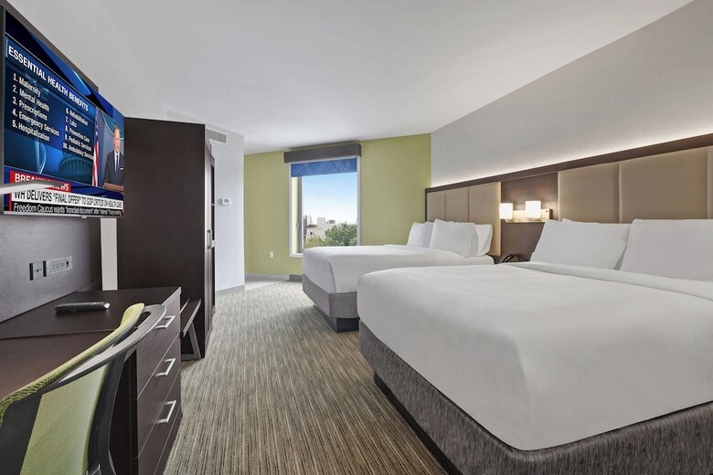 Hotel 1200