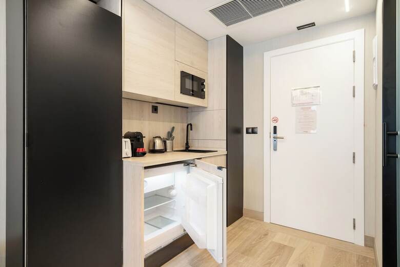 Dobo Madrid Sb20
