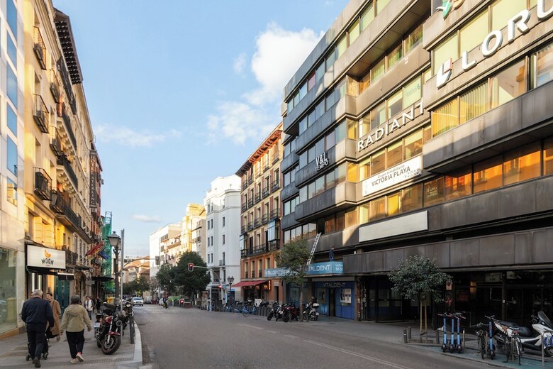 Dobo Madrid Sb20