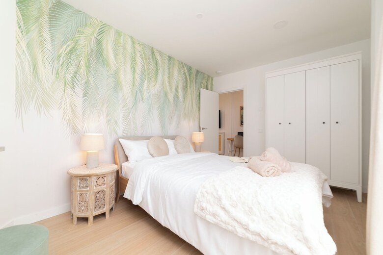 Hostal Aurora Stays By Charming