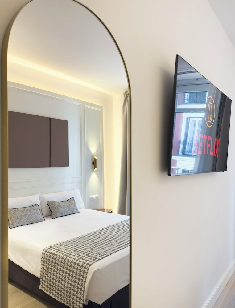 Hostal �pera Stays By Charming