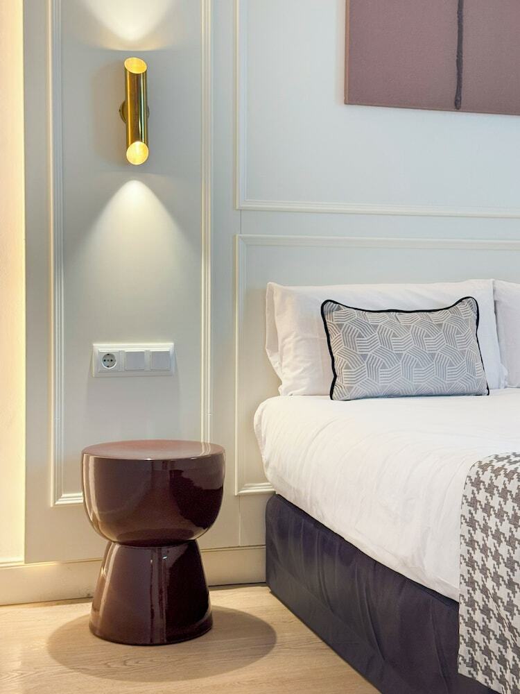 Hostal �pera Stays By Charming