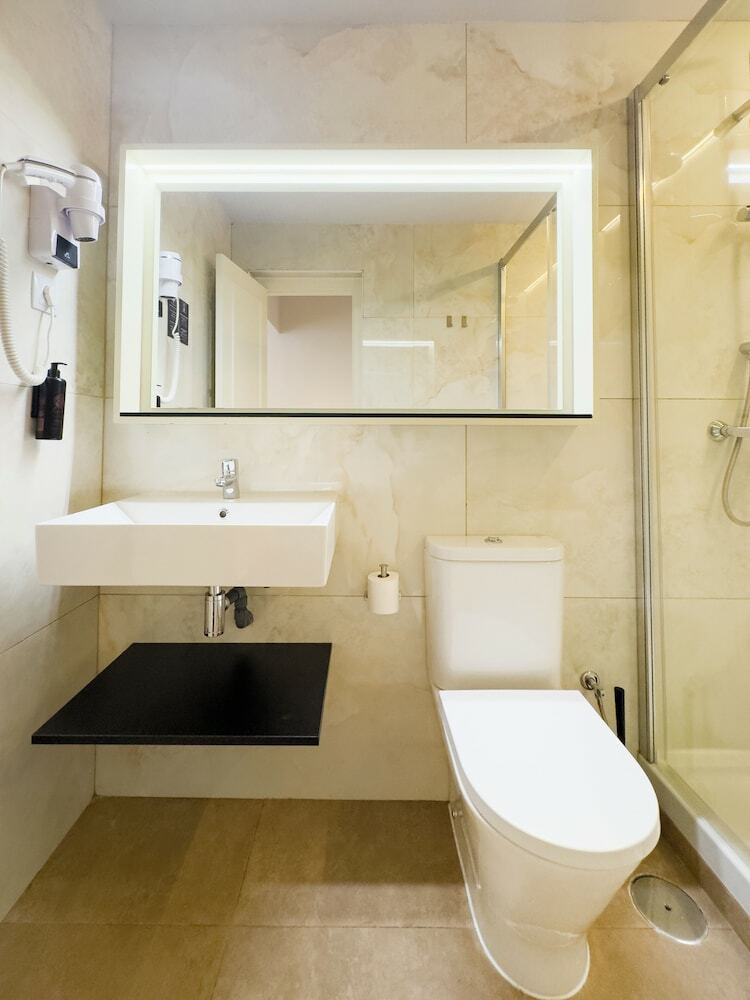 Hostal �pera Stays By Charming