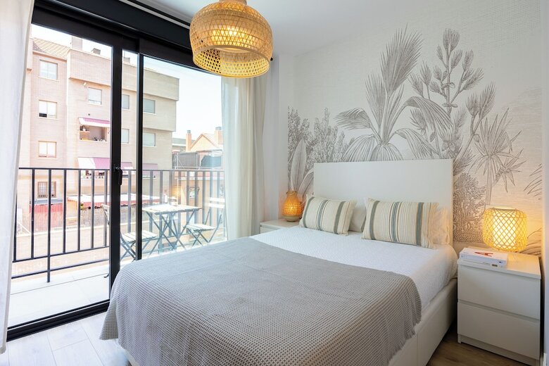 Hotel Edmond Vibes Airport - Ifema Hub