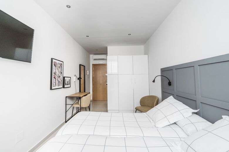 Hotel Chamber� Suites