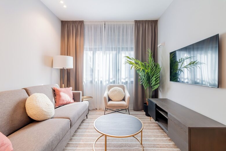 Hotel Home Art Apartments Bernab�u