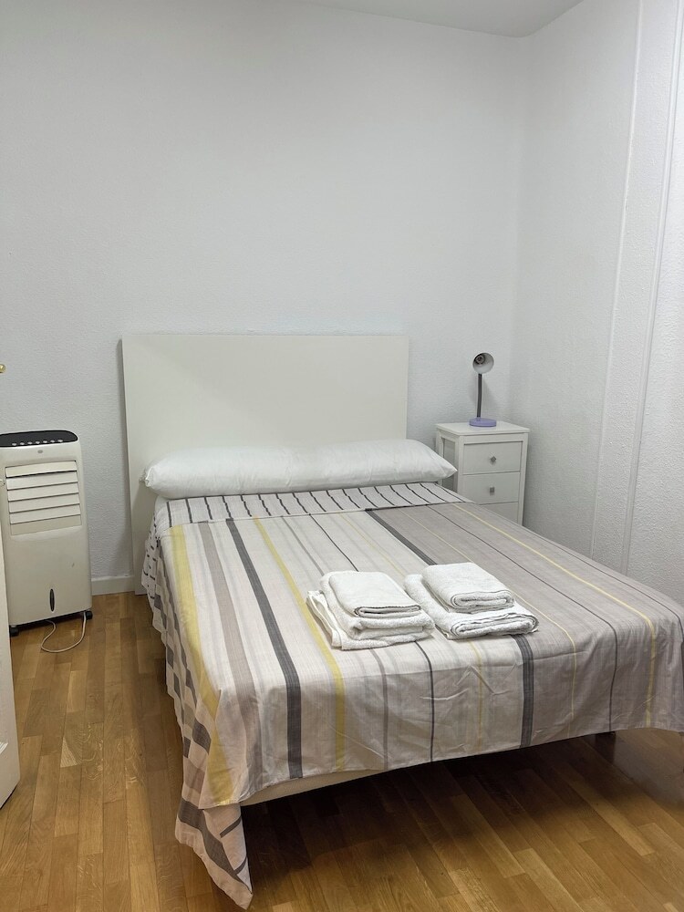 Bed & Breakfast Flor Baja Hostal