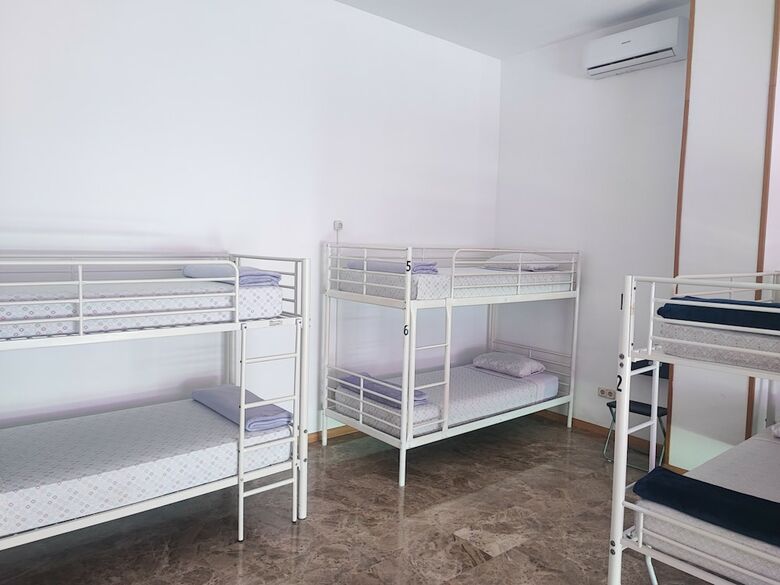Hostal Hostel M Torres