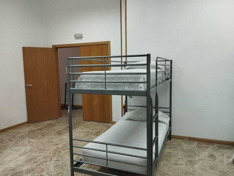 Hostal Hostel M Torres