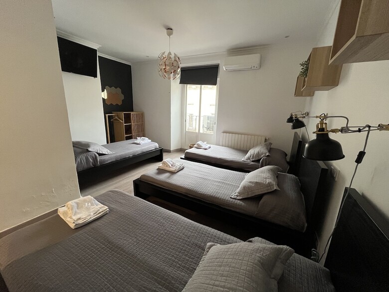 Hostal Inter Plaza Mayor - Auto Check-in