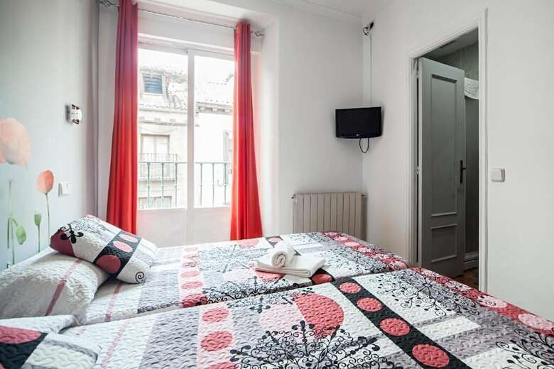 Hostal Inter Plaza Mayor - Auto Check-in