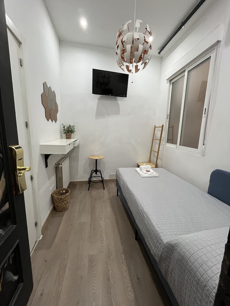 Hostal Inter Plaza Mayor - Auto Check-in