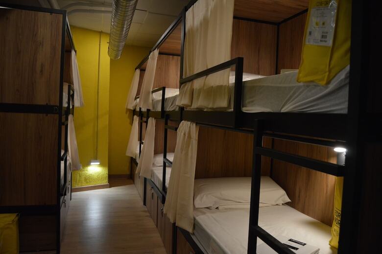 Hostal Debod Hostel