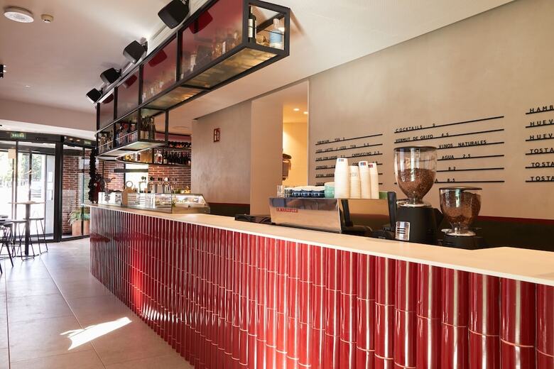 Hotel Latroupe Prado