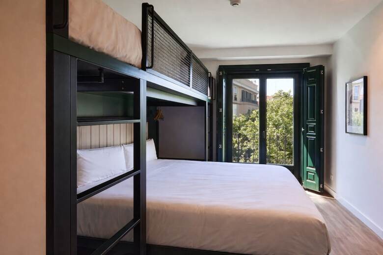 Hotel Latroupe Prado