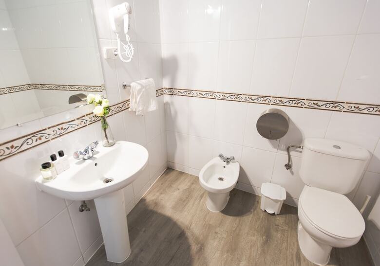 Pension Hostal Adeco