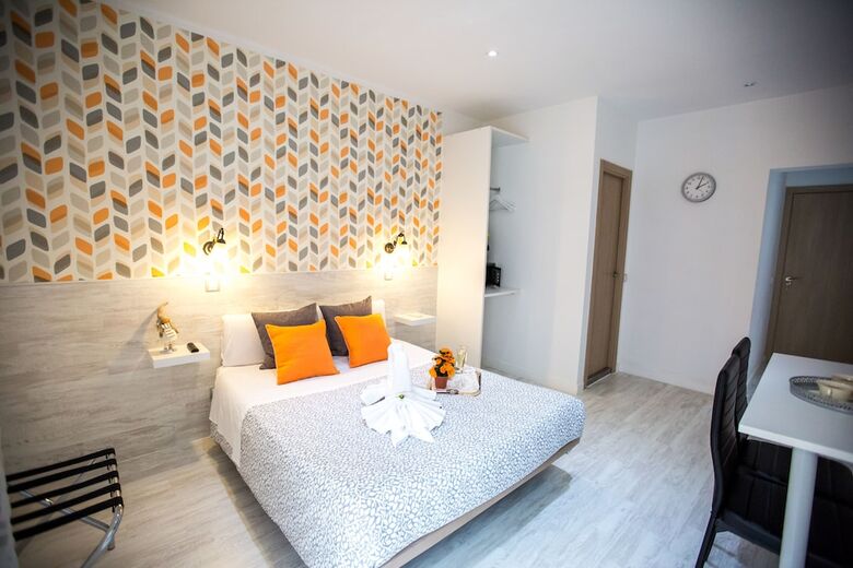 Hostal Bloom Inn Madrid
