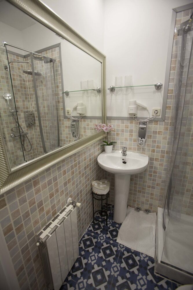 Hostal Boutique Palace - Adults Only