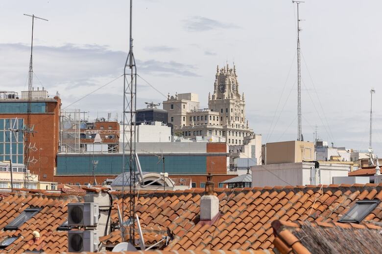 Aparthotel Oriente Suites